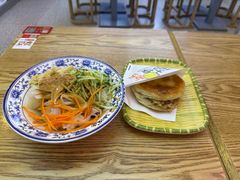-陕味食族油泼面·小炒盖码面(双榆树店)