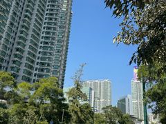 -东荟城名店仓