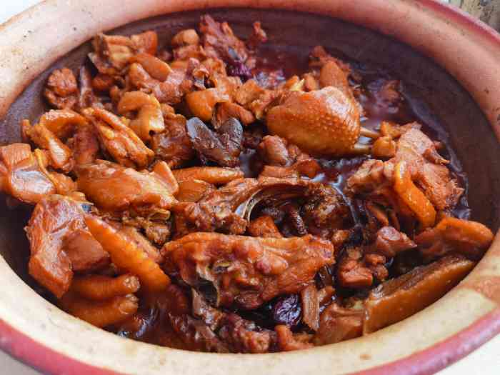 屯昌枫木香草鸭(榆亚路店)-"位置就在榆亚路血液中心对面,很好找,店在