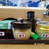 孩子多吃了不少也扭到了心仪的皮卡丘