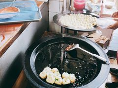 -黄阿姨锅贴大王(万航渡路店)