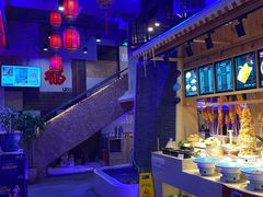 自助取餐区-挂雪铁锅炖大鹅