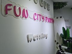 -Fun奇点轰趴馆(正佳广场店)