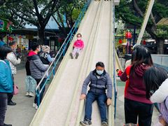 -顺德大良半月城游乐场