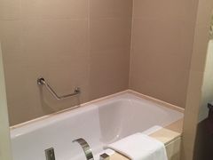 -武汉汉口火车站东方建国大酒店