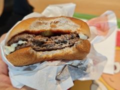-麦当劳(普陀香溢花城店)