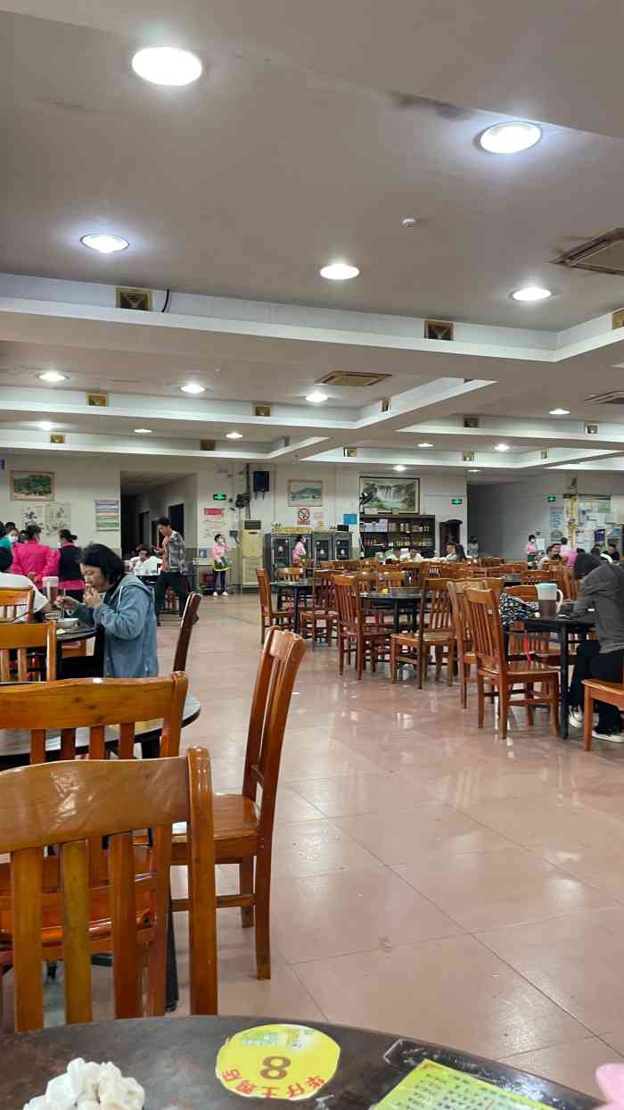 华仔土鸡店(创意产业园店)-"菜品味道浓香,环境一般般,好像街边大排挡