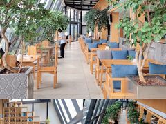 -四月吧餐厅(正阳步行街店)