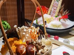 -余欢领鲜火锅(新街口店)