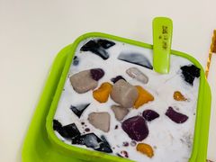 -爽爽王牌甜品(河背村店)