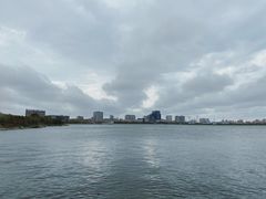 -上海滴水湖皇冠假日酒店
