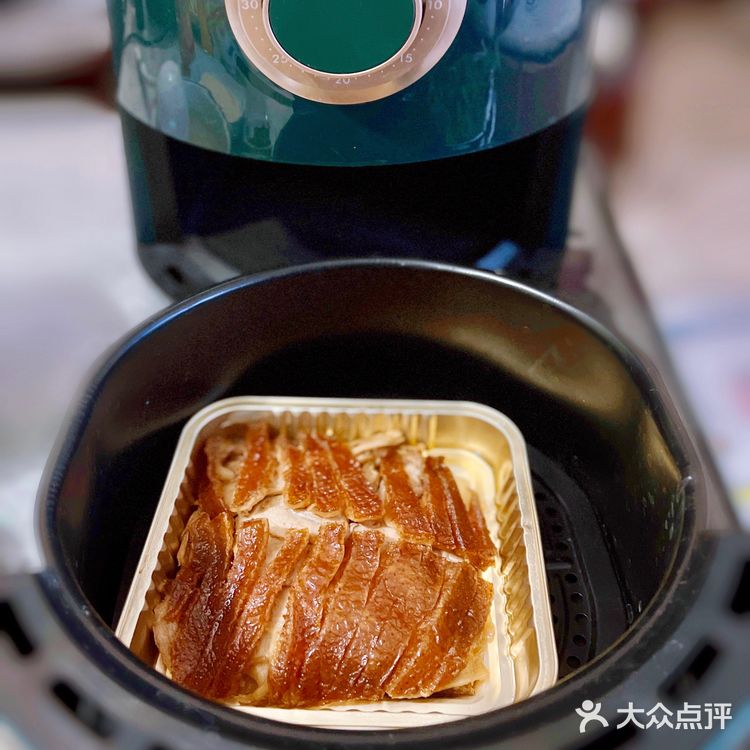 不出石家庄也能吃到北京头一号的大董烤鸭了