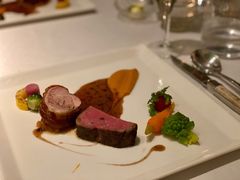 澳洲M9和牛西冷脆皮烤乳猪双拼-蝶舍·MAISON PAPILLON