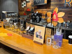 -星巴克臻选(深圳金光华店)