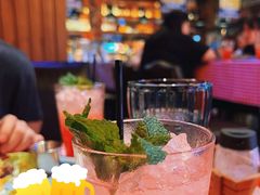 -鲨鱼美式餐厅酒吧Sharky