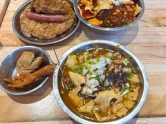 -柳州肥姨妈大骨螺蛳粉(万达中心店)