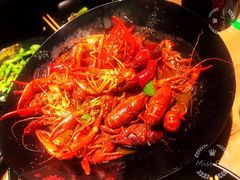 -沪小胖小龙虾(淮海中路旗舰店)