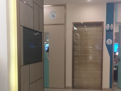 -维乐口腔(美维云门诊陆家嘴店)