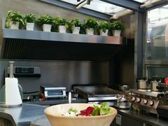 -HIGH FIVE哈福手工汉堡(桂林路店)