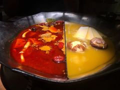 台式麻辣锅-湊湊火锅·茶憩(杭州湖滨银泰in77店)