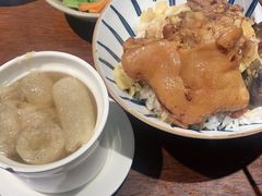 -红猪卤肉饭(大西洋美食城店)