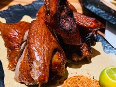 招牌亚麻籽烧乳鸽-粤食堂(天津和悦汇店)