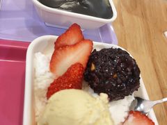 雪山草莓-满记甜品(王府井北京市百货大楼店)