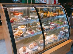 面包甜点陈列柜-星巴克(无锡东方商厦店)