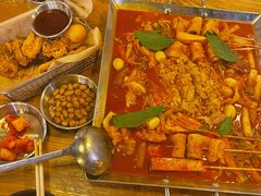 鱼饼火山炒年糕-包装马车·韩国料理·포장마차