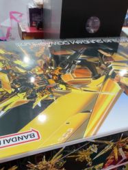 -逝水玩具折扣店