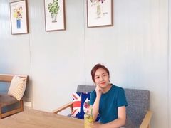 -花苑里咖啡(威远店)