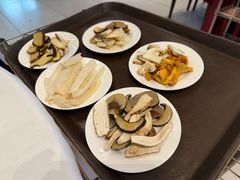 -天宜隆蘑菇宴火锅(石景山旗舰店)