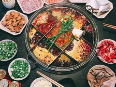 滑肉-化龙桥九宫格火锅(清水河店)
