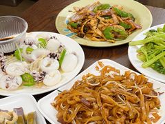 炒牛河-美食店(华贵路店)
