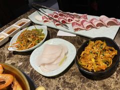 -猪啊牛呀羊啊铜盘烤肉(正大广场店)