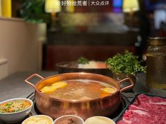 招牌鲜牛腩骨汤锅底-牛村来人潮汕牛肉火锅(西单店)