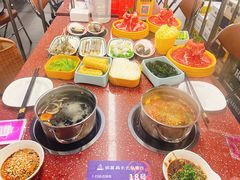 -四囍码头海鲜烧烤自助火锅(外滩南京东路悦荟广场店)