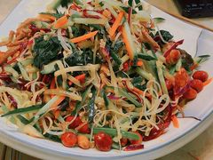 -胖太太四川麻辣排骨串(镇江路分店)