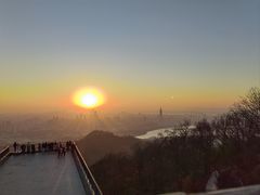 -紫金山山顶公园
