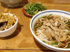 -矮子粉店1985·长沙米粉(湘春路店)