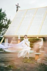 -现代经典婚纱摄影
