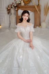 -LOVINA洛维娜婚纱礼服