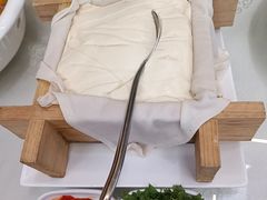 -九尊食上(生态园林酒店)