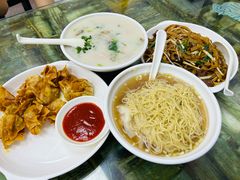 -燊意布拉肠云吞面(中山四路店)