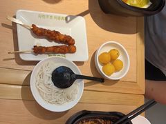 -阿香米线(凯德广场.1818店)