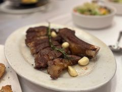 -华凌牛庄西餐厅(乌鲁木齐华凌美爵大饭店)