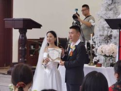 点击看大图 -迦南之约济南西式婚礼(济南店)