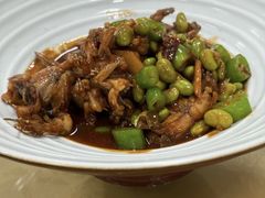 田鸡烧毛豆-沪依小酒馆心意菜