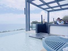 -瑰丽酒店·海吧·天际下午茶·现场DJ·天台酒吧