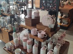 零售区-星巴克臻选(广州二沙岛文立方店)